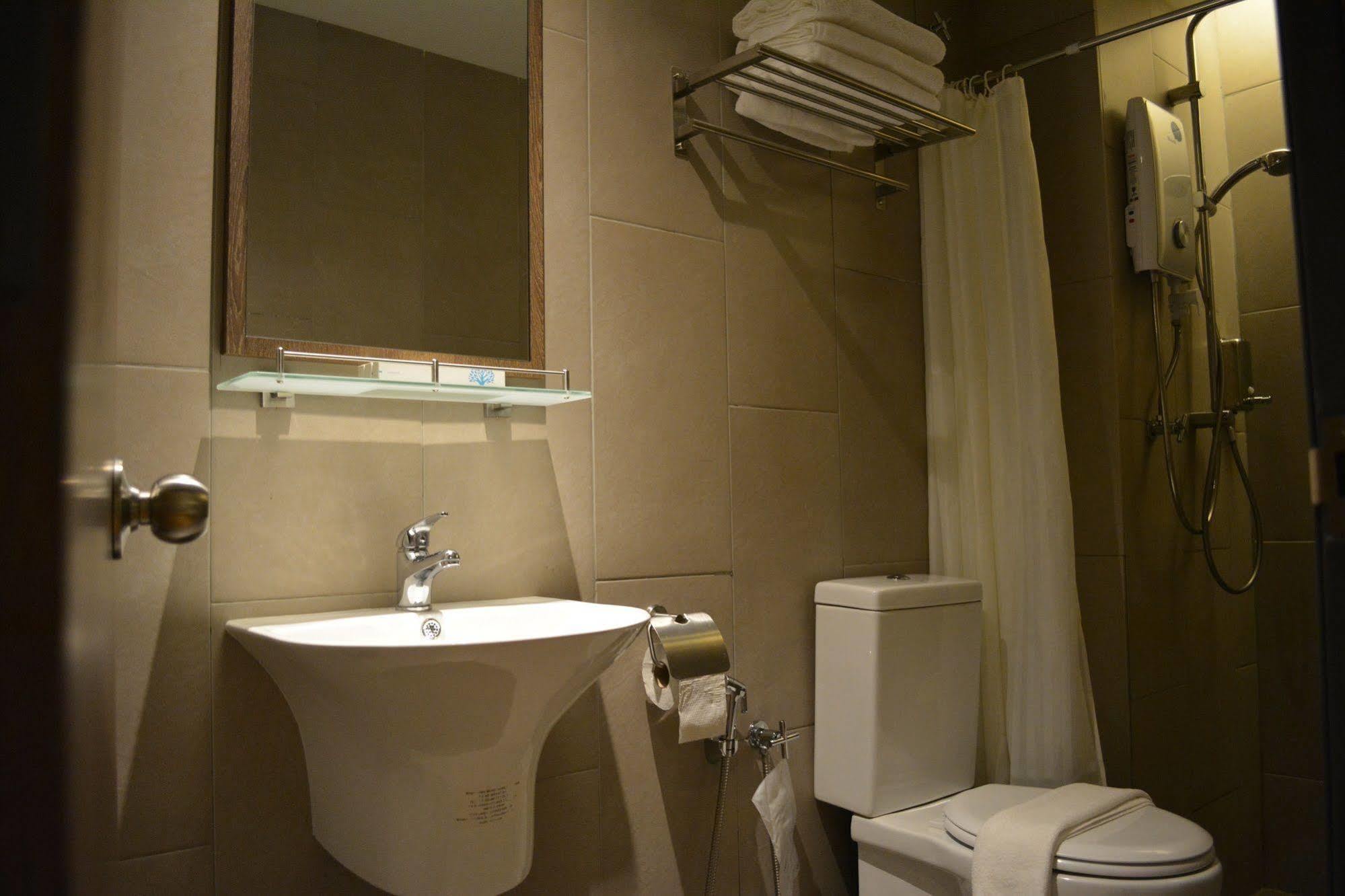 Go Hotel Subang Jaya Buitenkant foto