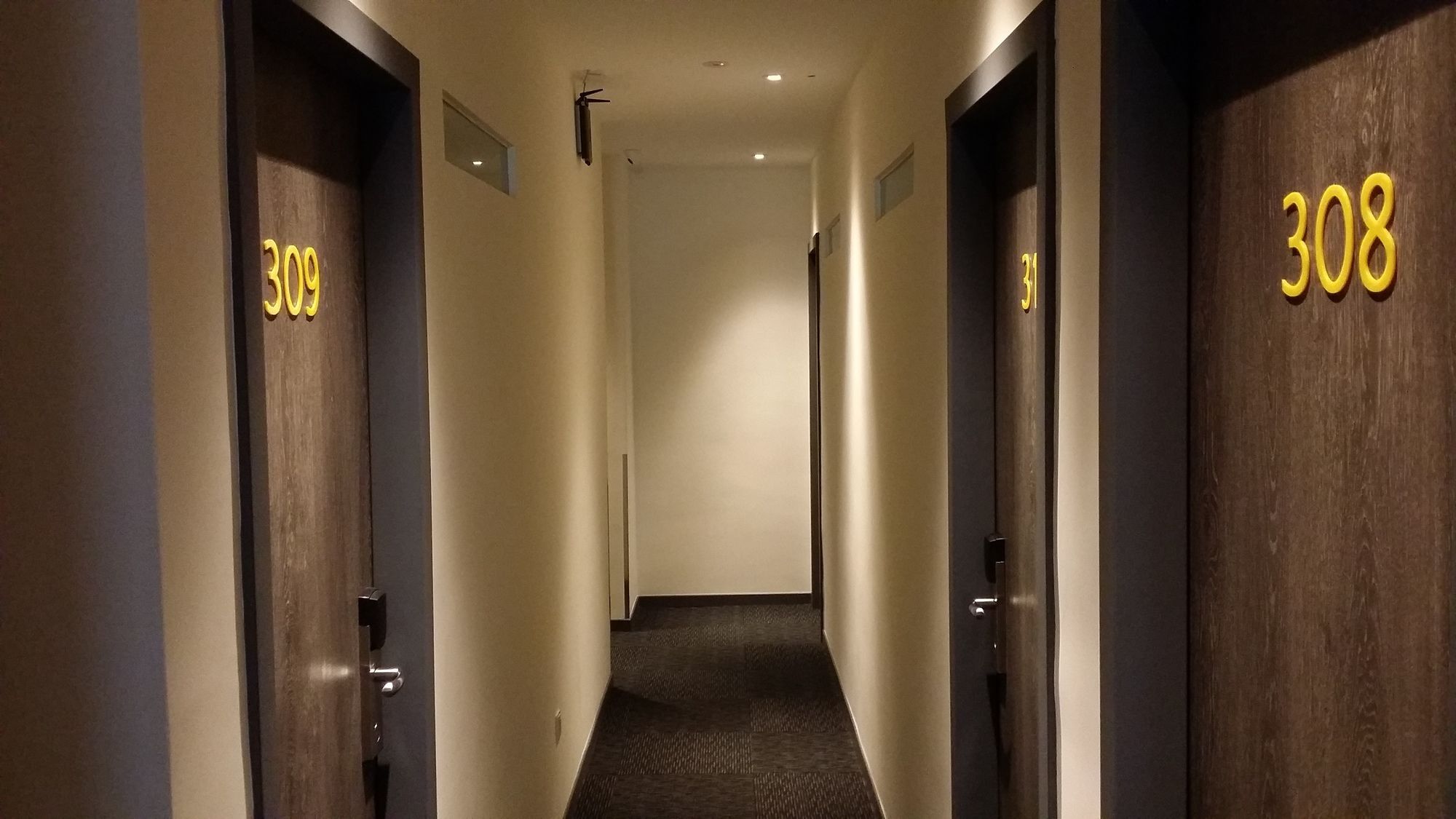 Go Hotel Subang Jaya Buitenkant foto